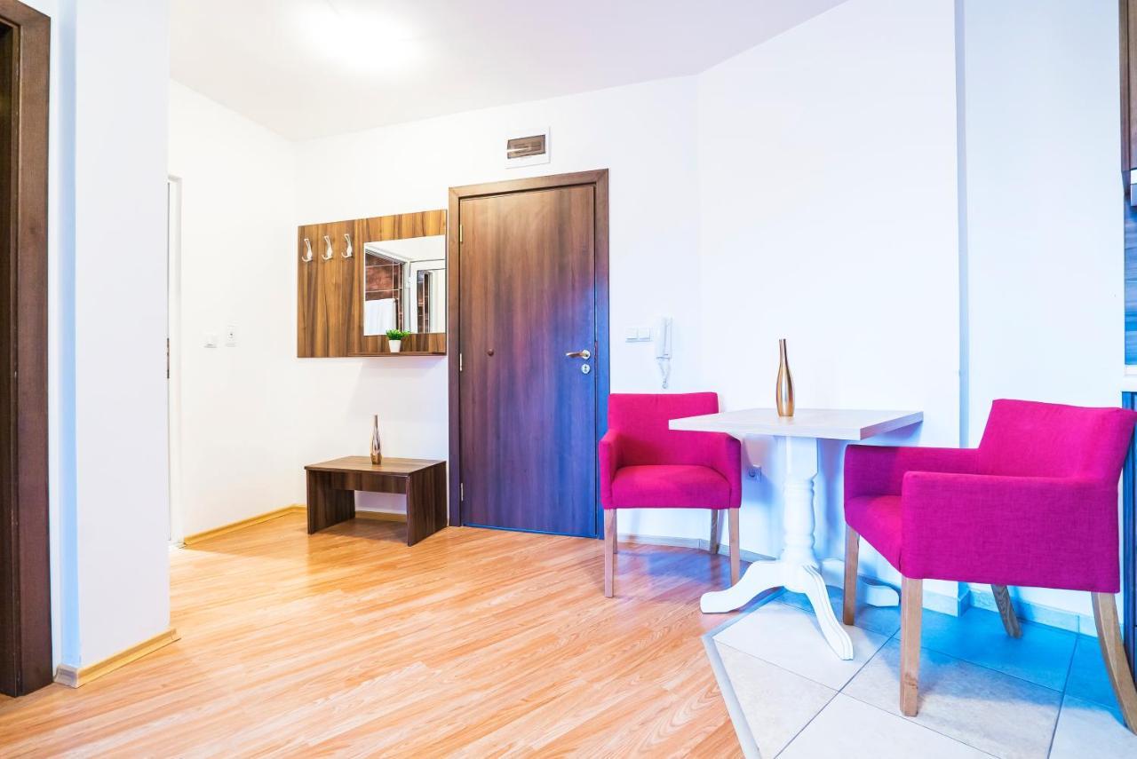 Apartments In Hotel Admiral Plaza Sunny Beach Eksteriør billede